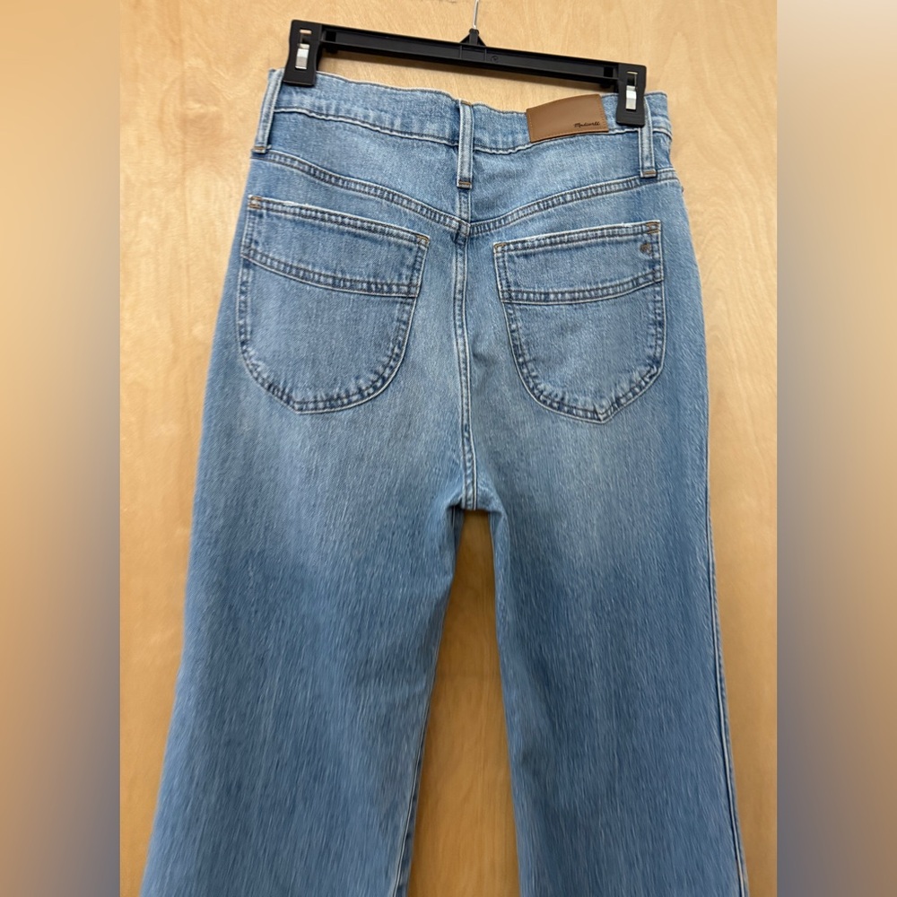 Madewell High-Rise Flare Jeans in Caine Wash - Picture 15 of 16